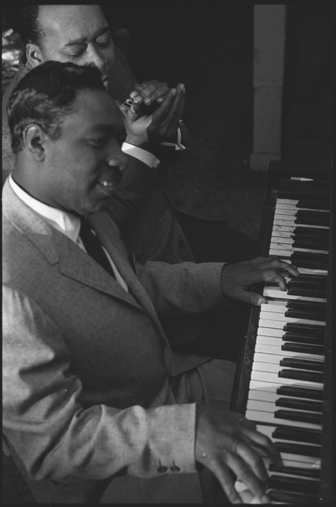 Otis Spann and James Cotton - Flerlage, Raeburn, 1915-2002