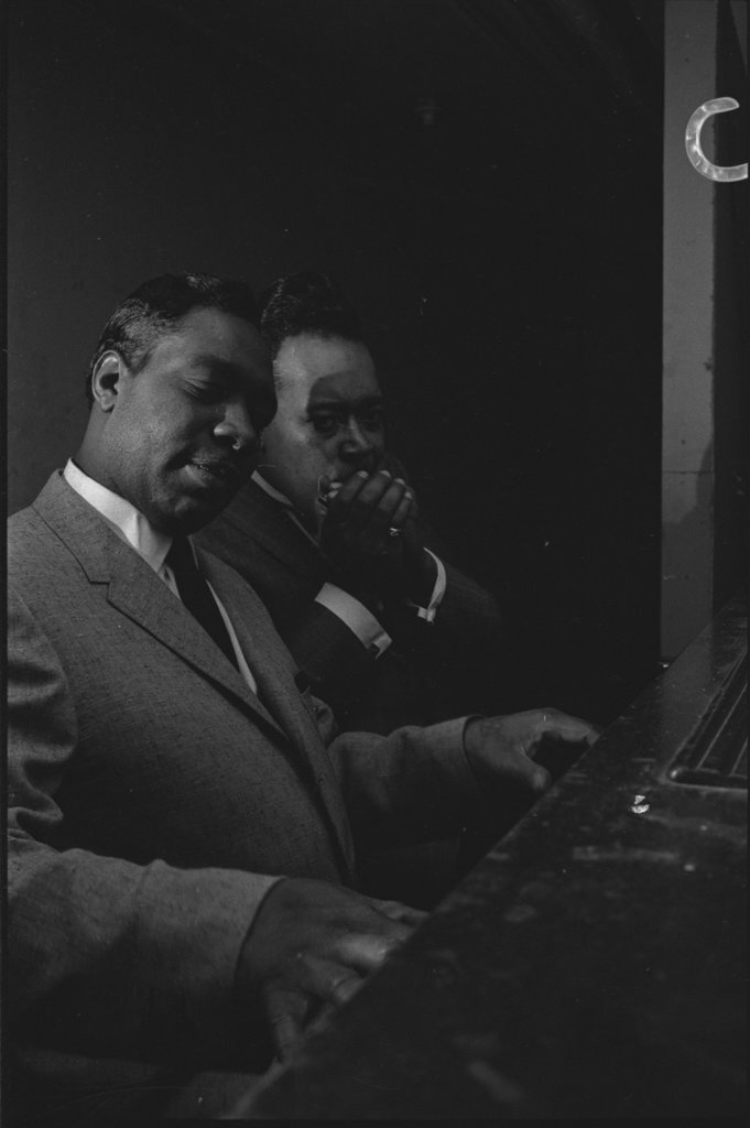 Otis Spann and James Cotton - Flerlage, Raeburn, 1915-2002