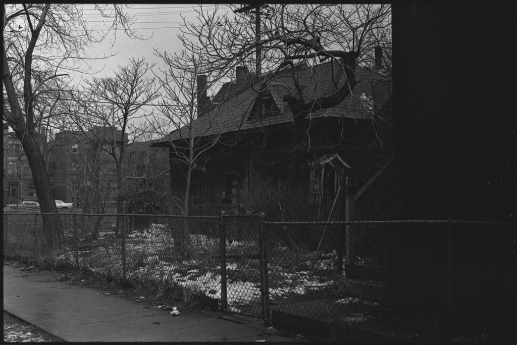 Streets located in Chicago's South side neighborhoods - Flerlage, Raeburn, 1915-2002