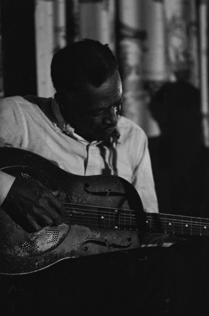 Son House - Flerlage, Raeburn, 1915-2002