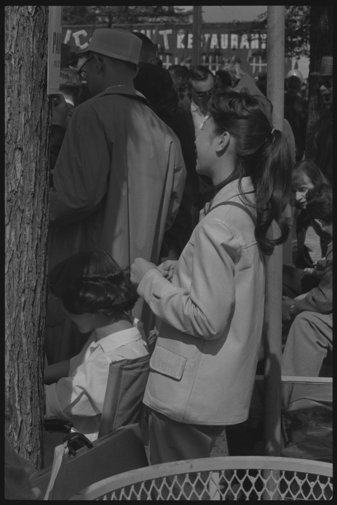 Unidentified art fair - Flerlage, Raeburn, 1915-2002