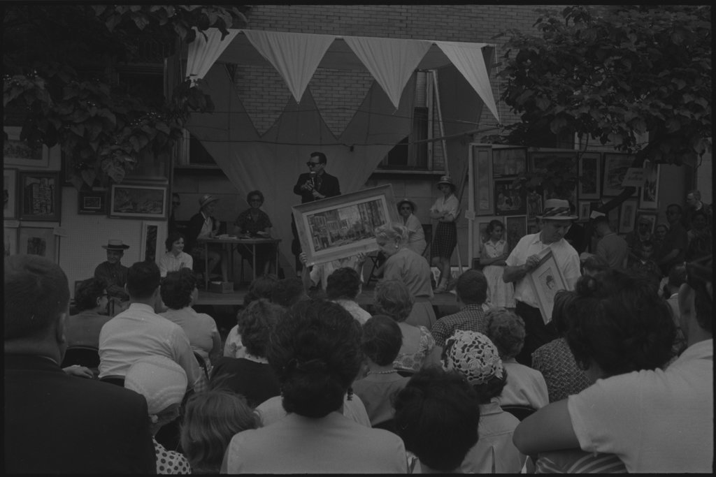 Unidentified art fair - Flerlage, Raeburn, 1915-2002