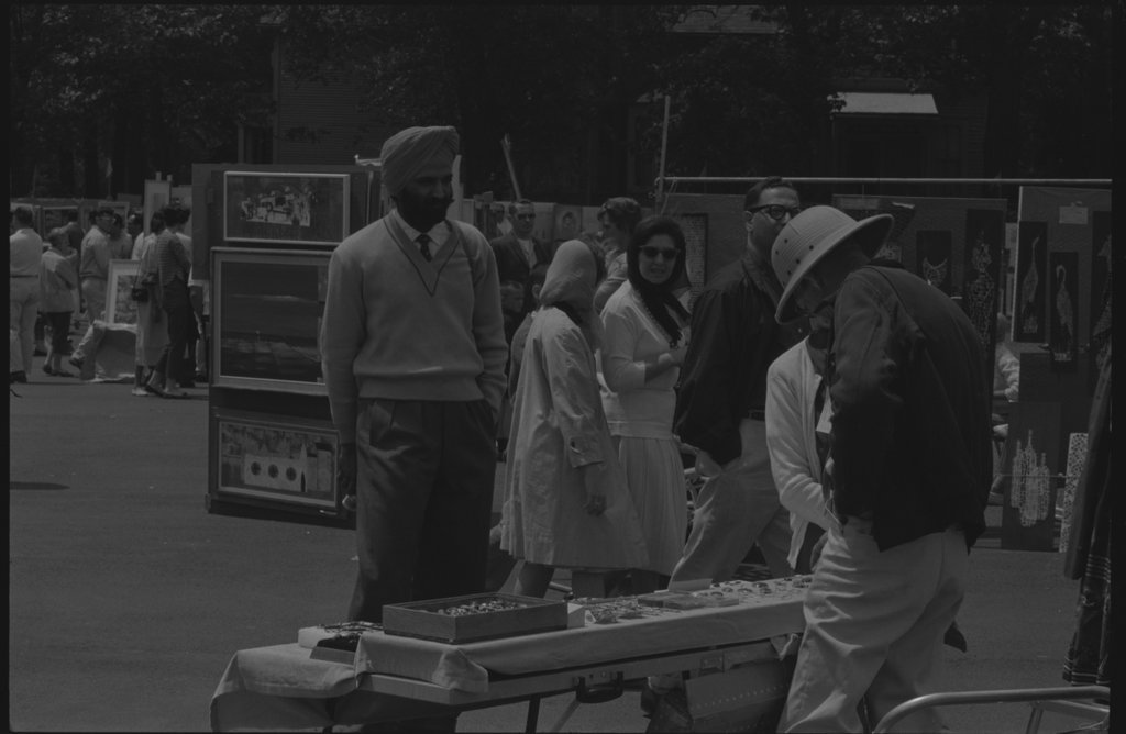 Unidentified art fair - Flerlage, Raeburn, 1915-2002