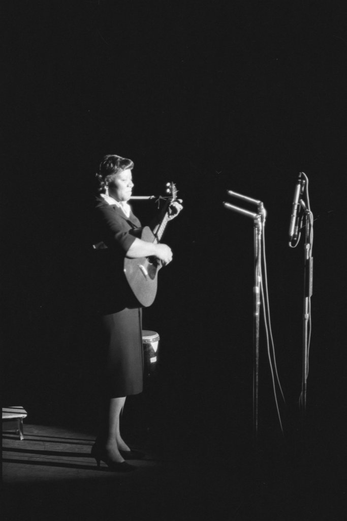 Old Town School of Folk Music event at Orchestra Hall - Flerlage, Raeburn, 1915-2002