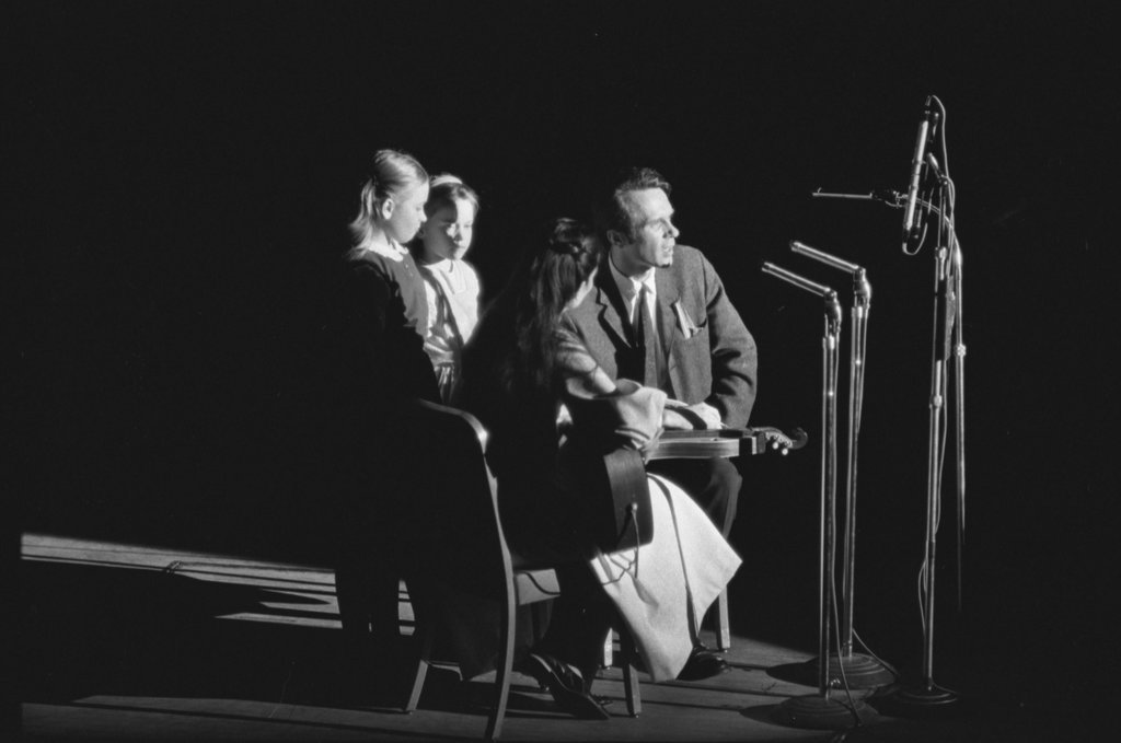 Old Town School of Folk Music event at Orchestra Hall - Flerlage, Raeburn, 1915-2002