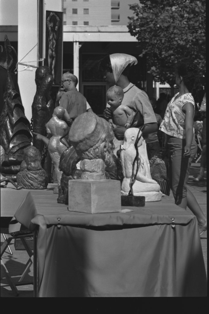 Unidentified art fair - Flerlage, Raeburn, 1915-2002