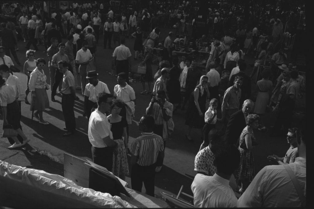 Unidentified art fair - Flerlage, Raeburn, 1915-2002
