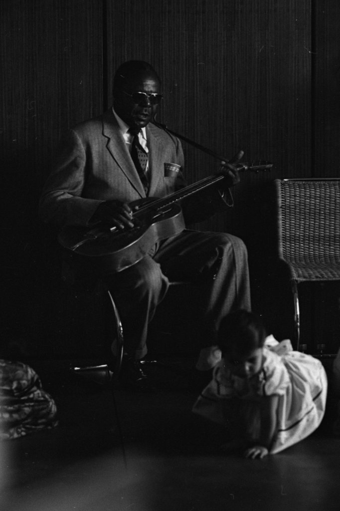 Arvella Gray - Flerlage, Raeburn, 1915-2002