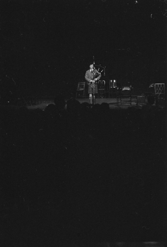 George Armstrong performing at the Fourth Annual University of Chicago Folk Festival - Flerlage, Raeburn, 1915-2002