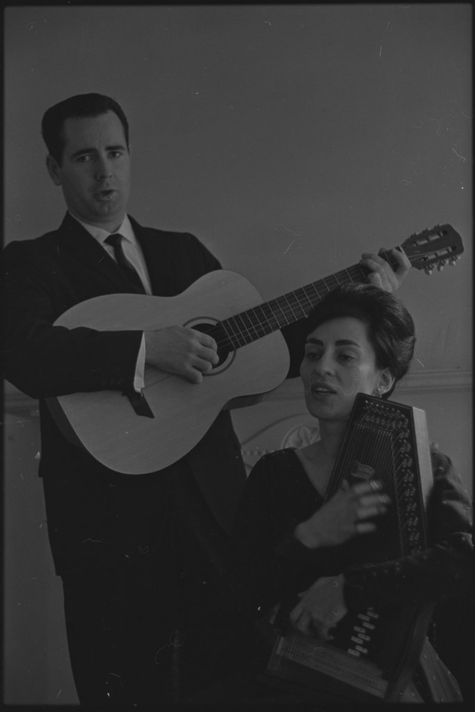 The Enchanters - Flerlage, Raeburn, 1915-2002