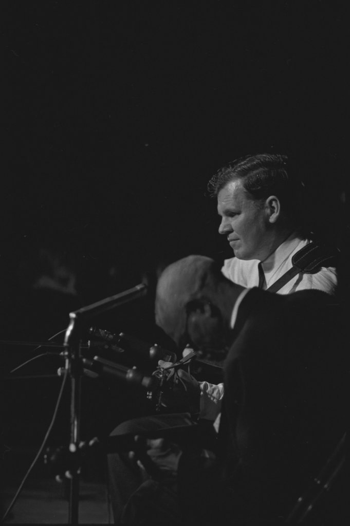 Furry Lewis and Doc Watson at the Fourth Annual University of Chicago Folk Festival - Flerlage, Raeburn, 1915-2002