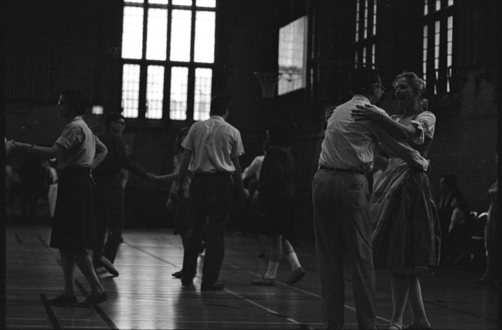 Fourth Annual University of Chicago Folk Festival - Flerlage, Raeburn, 1915-2002