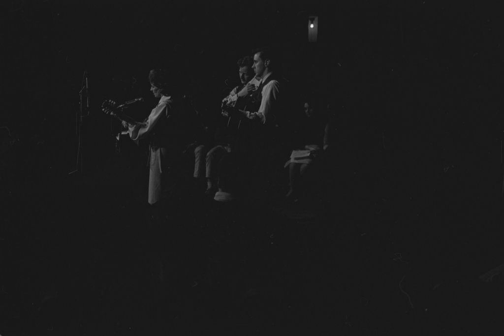 Mother Maybelle Carter and the New Lost City Ramblers at the Fourth Annual University of Chicago Folk Festival - Flerlage, Raeburn, 1915-2002
