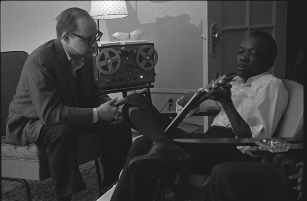 John Lee Hooker Interview - Flerlage, Raeburn, 1915-2002