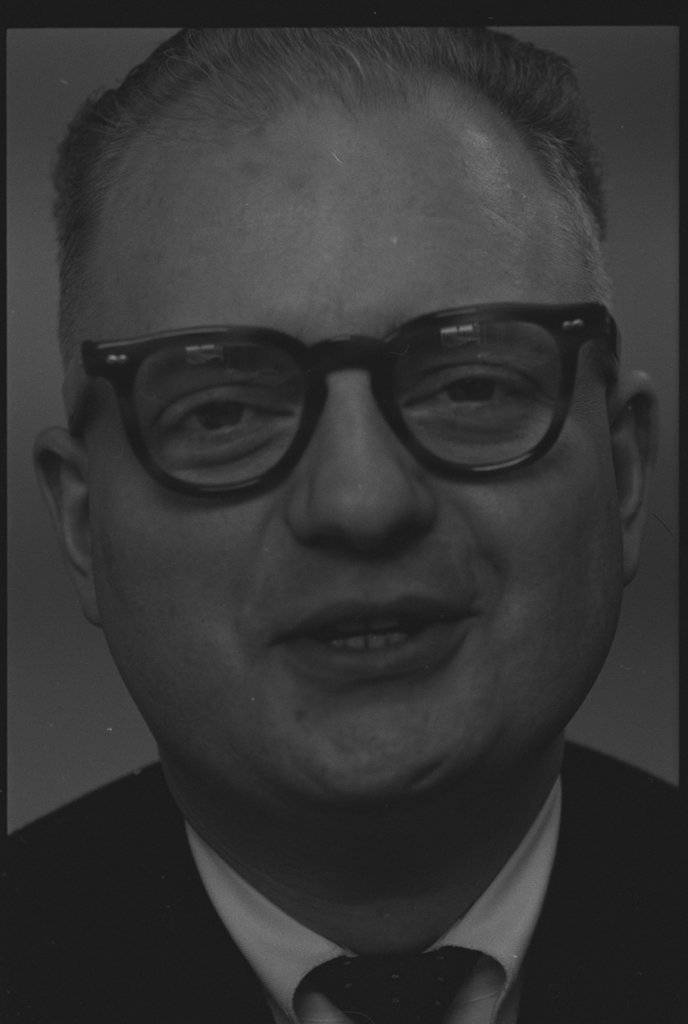 Ken Alexander - Flerlage, Raeburn, 1915-2002