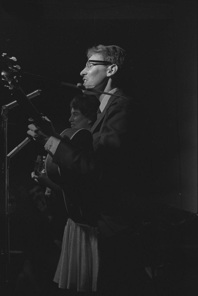 Frank Hamilton - Flerlage, Raeburn, 1915-2002