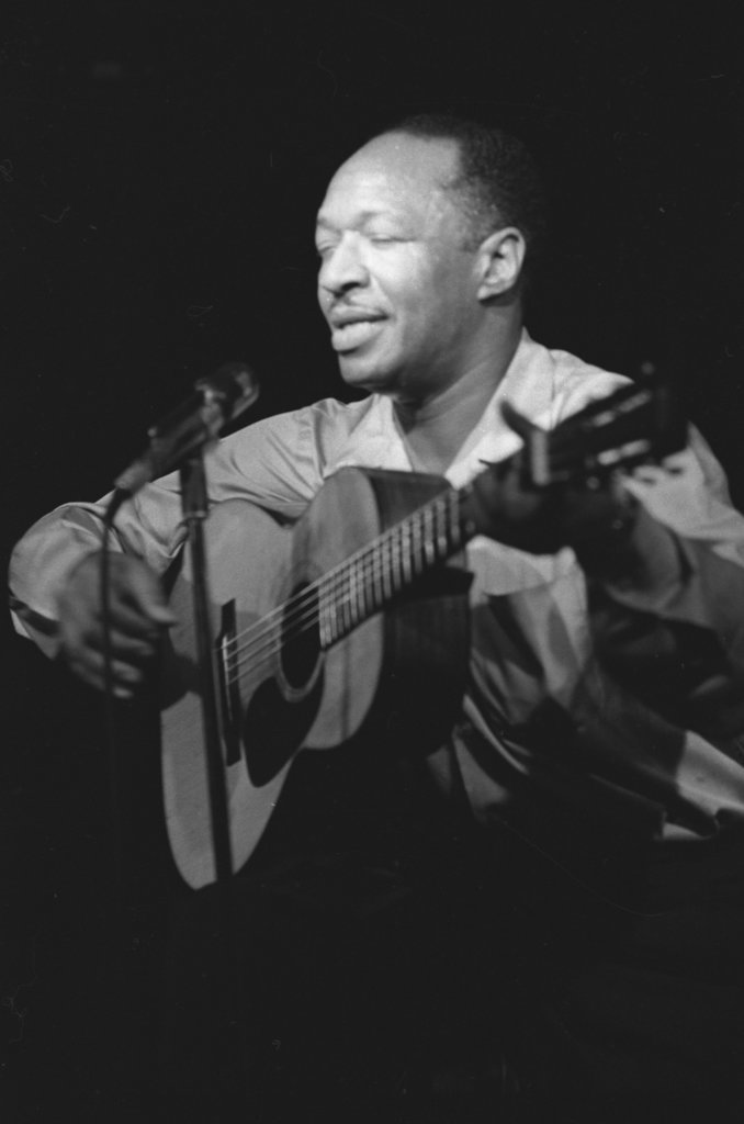 Josh White - Flerlage, Raeburn, 1915-2002