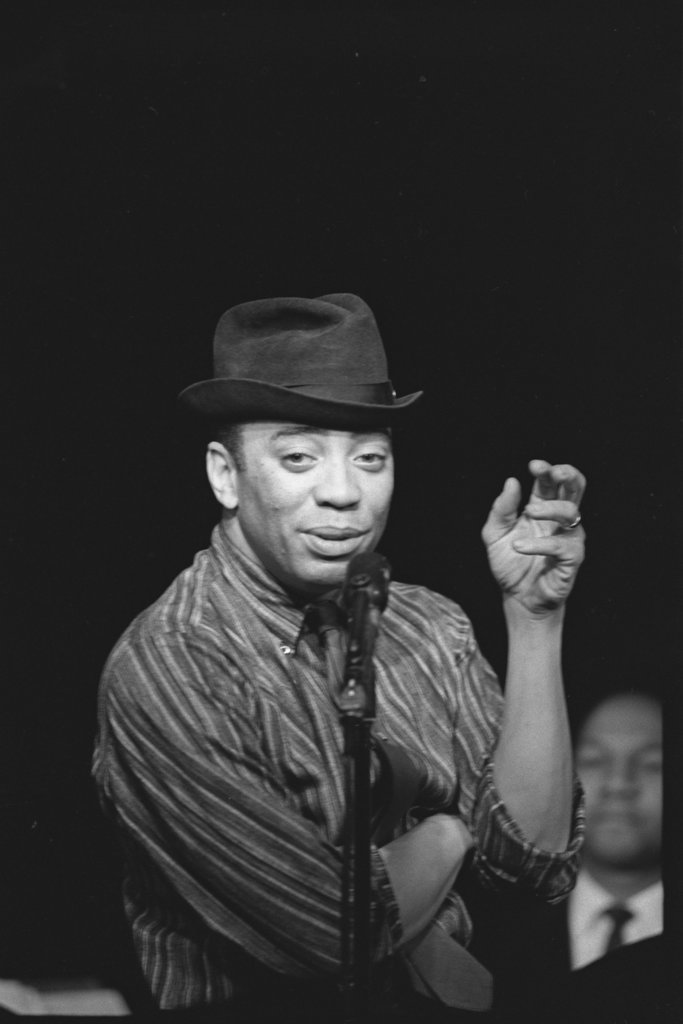 Oscar Brown Jr. - Flerlage, Raeburn, 1915-2002
