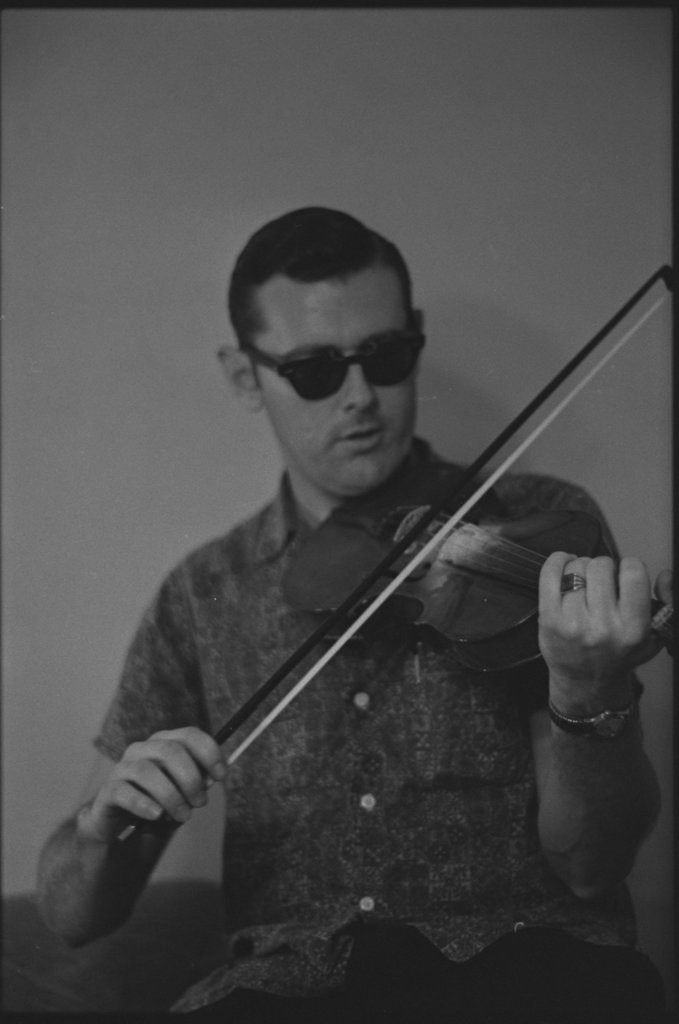 Arnold Keith Storm, folk singer and composer, Moorsville, Indiana - Flerlage, Raeburn, 1915-2002