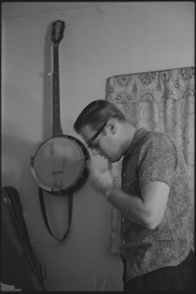 Arnold Keith Storm, folk singer and composer, Moorsville, Indiana - Flerlage, Raeburn, 1915-2002