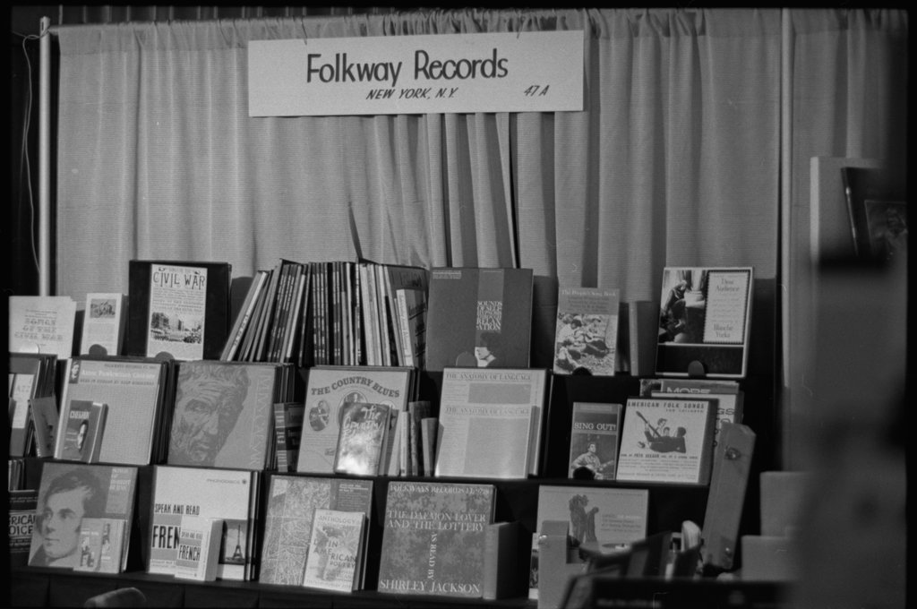 The New Lost City Ramblers - Flerlage, Raeburn, 1915-2002