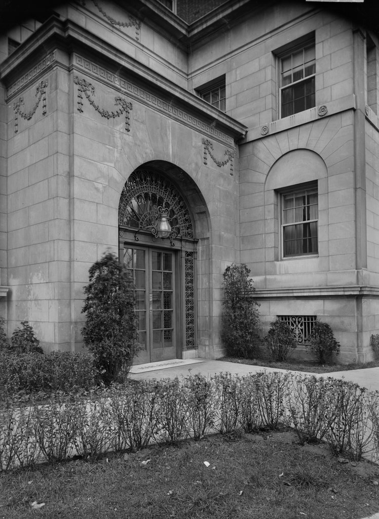 Marlborough Hotel - Trowbridge, Raymond W., 1886-1936