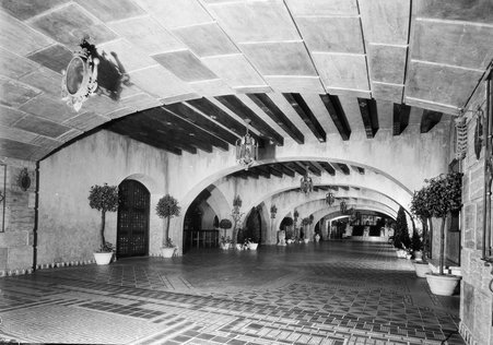 Aragon Ballroom - Trowbridge, Raymond W., 1886-1936