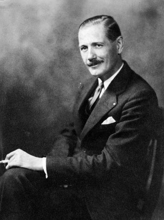 Portrait of a man - Trowbridge, Raymond W., 1886-1936