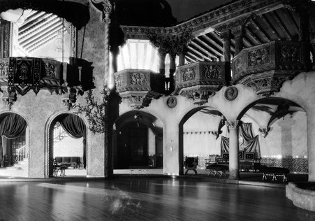 Aragon Ballroom - Trowbridge, Raymond W., 1886-1936