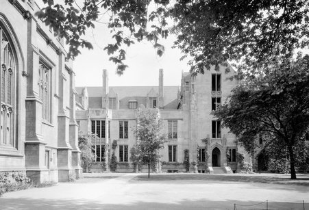 University of Chicago campus - Trowbridge, Raymond W., 1886-1936