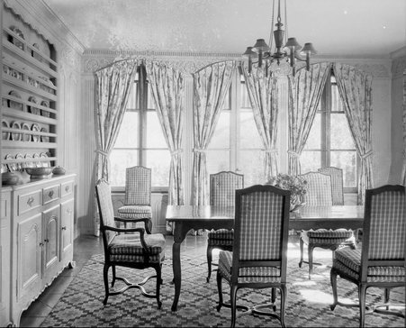 Dining room - Trowbridge, Raymond W., 1886-1936