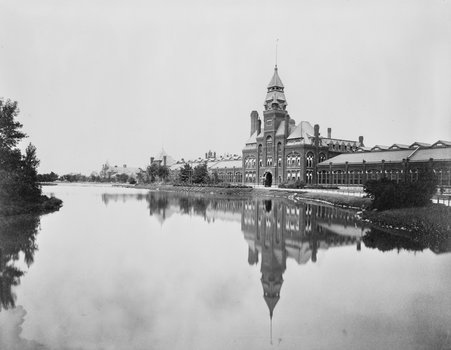 Lake Vista clock tower - Pullman-Standard Car Manufacturing Company