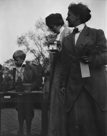 Photographs of student activities at the Francis W. Parker School - Francis W. Parker School