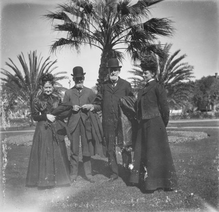 Group in Santa Monica - Cheney, Elizabeth F. (Elizabeth Florence), 1902-1986