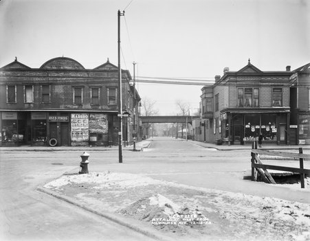 Chicago Streets-Attrill Street west from Milwaukee Avenue - Scholz, A. F.