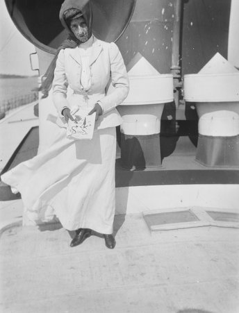 Trip with mother - McCutcheon, John T. (John Tinney), 1870-1949