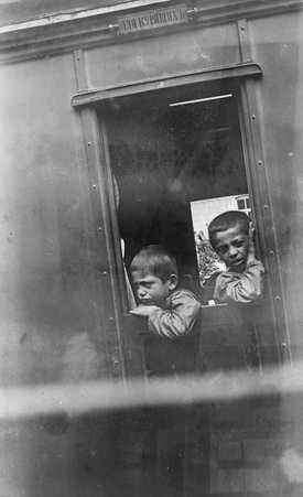 Train in Central Asia - McCutcheon, John T. (John Tinney), 1870-1949