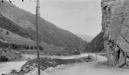 Assorted locations in Central Asia - McCutcheon, John T. (John Tinney), 1870-1949