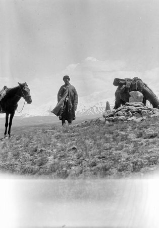 Caravan - McCutcheon, John T. (John Tinney), 1870-1949