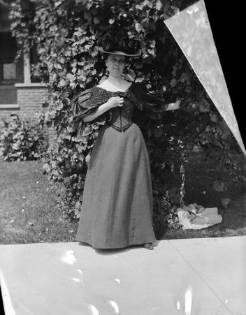 Mrs. McCrea, Mrs. Roswell Field, Helen A. - McCutcheon, John T. (John Tinney), 1870-1949