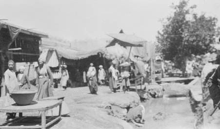 Samarkand, dancing girls, market - McCutcheon, John T. (John Tinney), 1870-1949