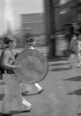 Catholic youth demonstration - Coster, Gordon, 1920-1985