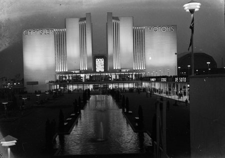 Chrysler Building - Coster, Gordon, 1920-1985