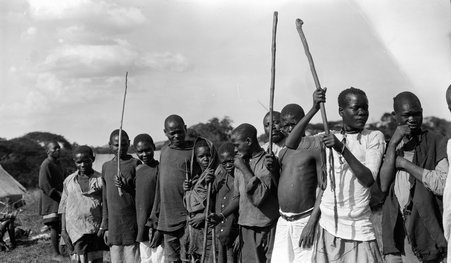 Natives in Africa - McCutcheon, John T. (John Tinney), 1870-1949