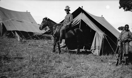 People in Africa - McCutcheon, John T. (John Tinney), 1870-1949