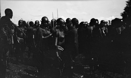 Natives in Africa - McCutcheon, John T. (John Tinney), 1870-1949
