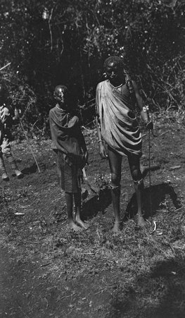 Natives in Africa - McCutcheon, John T. (John Tinney), 1870-1949