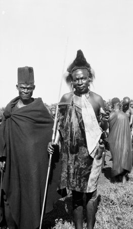 People in Africa - McCutcheon, John T. (John Tinney), 1870-1949