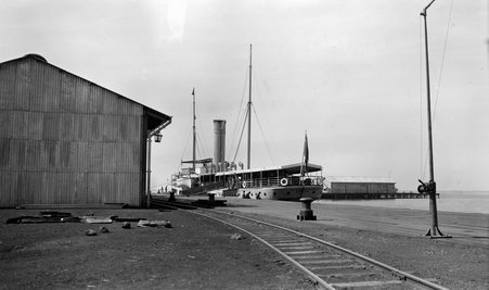 On the Adolphe Woermann - McCutcheon, John T. (John Tinney), 1870-1949