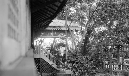 Going through India - McCutcheon, John T. (John Tinney), 1870-1949